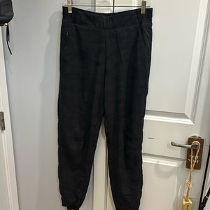 Athleta lined pants - size 6